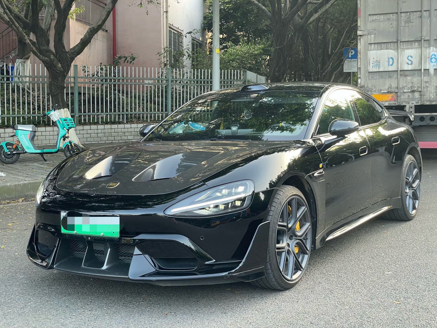Xiaomi 2025 YU7 Ultra Long Range High Performance 4WD Max Edition Auto
