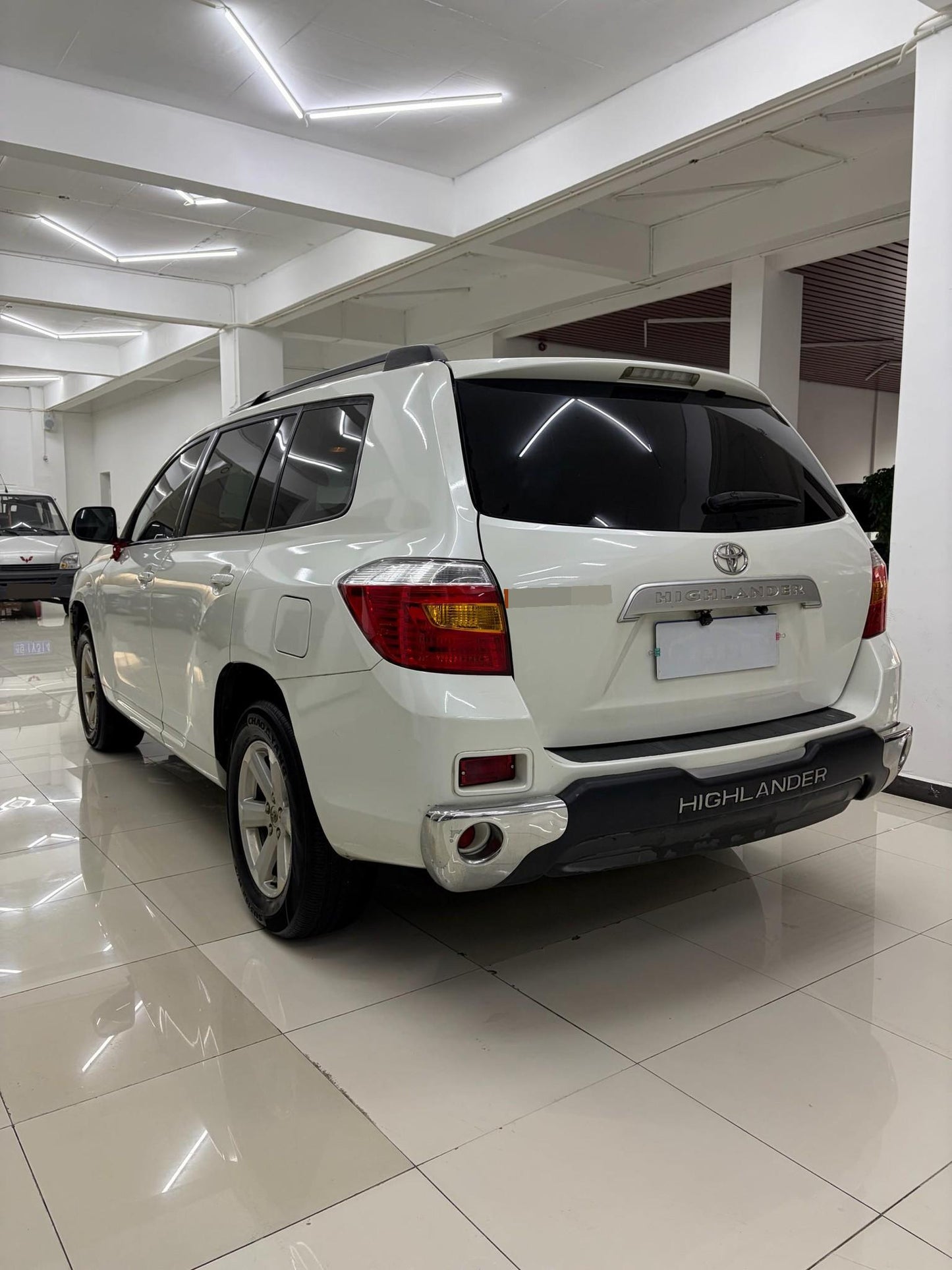丰田 2009 汉兰达 2.7 两驱 5座 自动挡