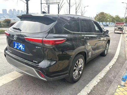 Toyota 2023 Han 2.5 Smart 4WD Premium Edition 7 -Seat Auto （3298）