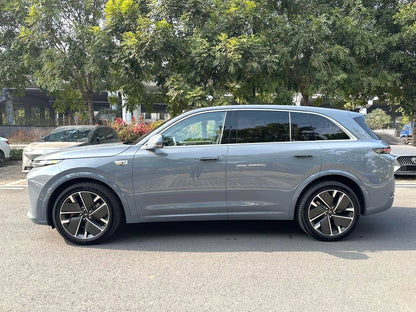 理想汽车2025款L7 Ultra智能版