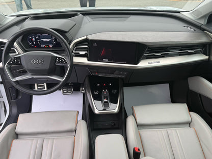 Audi 2022 Q5 e-tron 40 Type Edition Auto