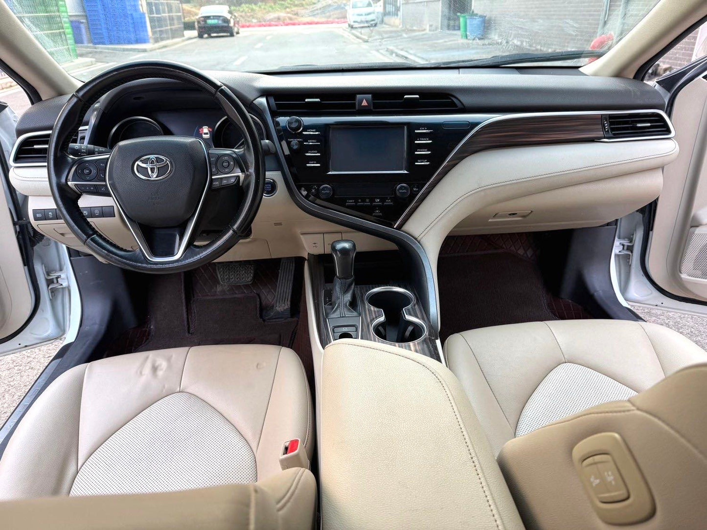 Toyota 2018 2.0G Luxury Edition Auto