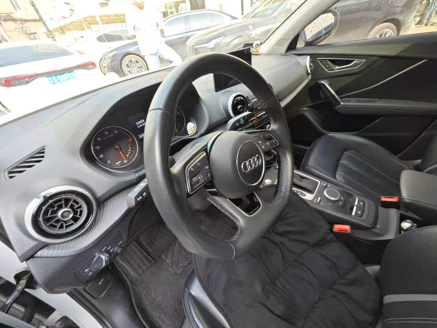 奥迪2022款Q2L 1.4TFSI 35TFSI 时尚型 自动版