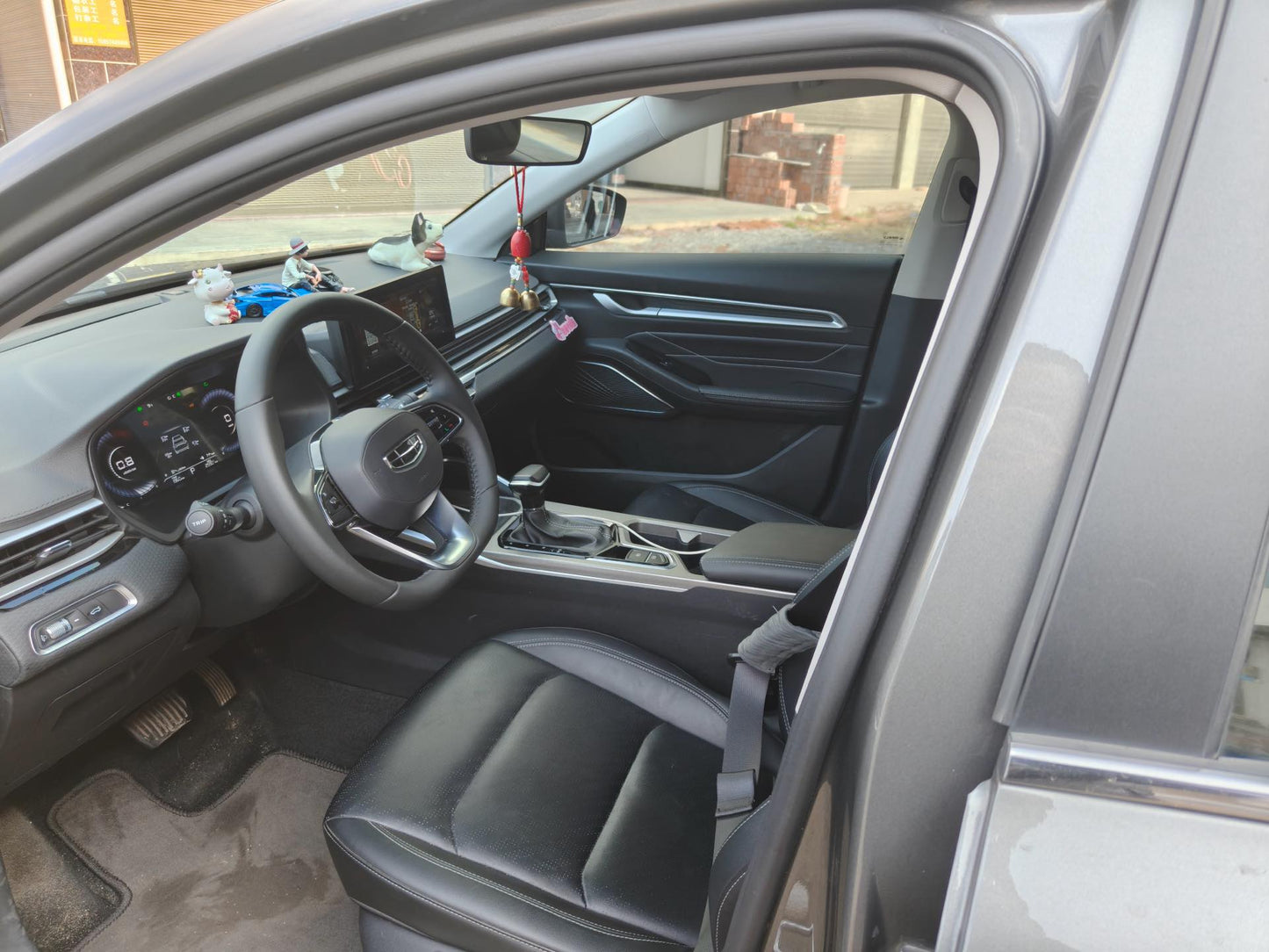 Geely 2022 Emgrand - Sedan 1.5 Premium Type Auto