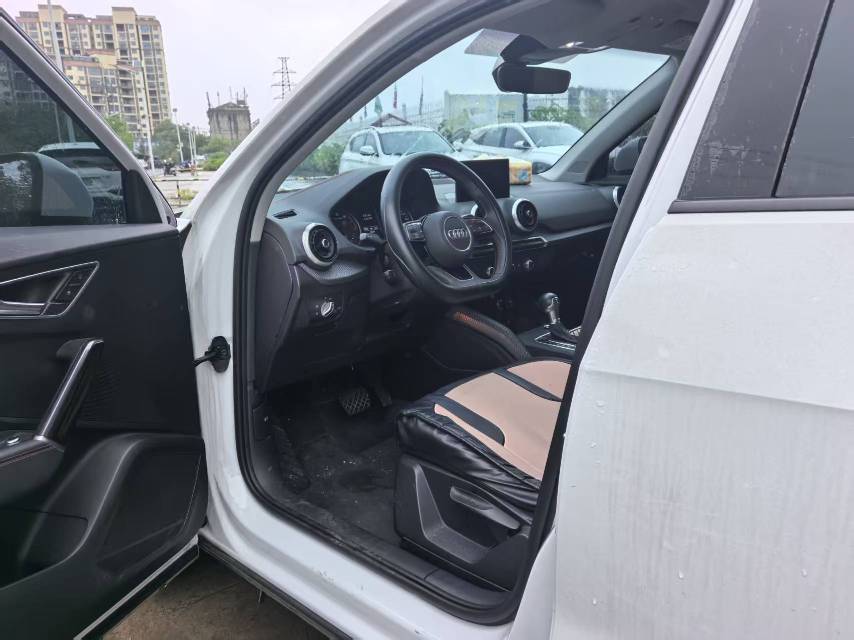 أودي 2023 Q2L 1.5TFSI 35TFSI نوع تلقائي