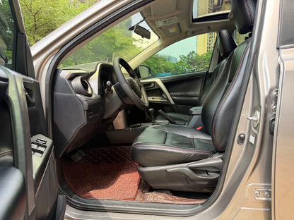 丰田 2018 RAV4 2.0 两驱 X 版 自动挡
