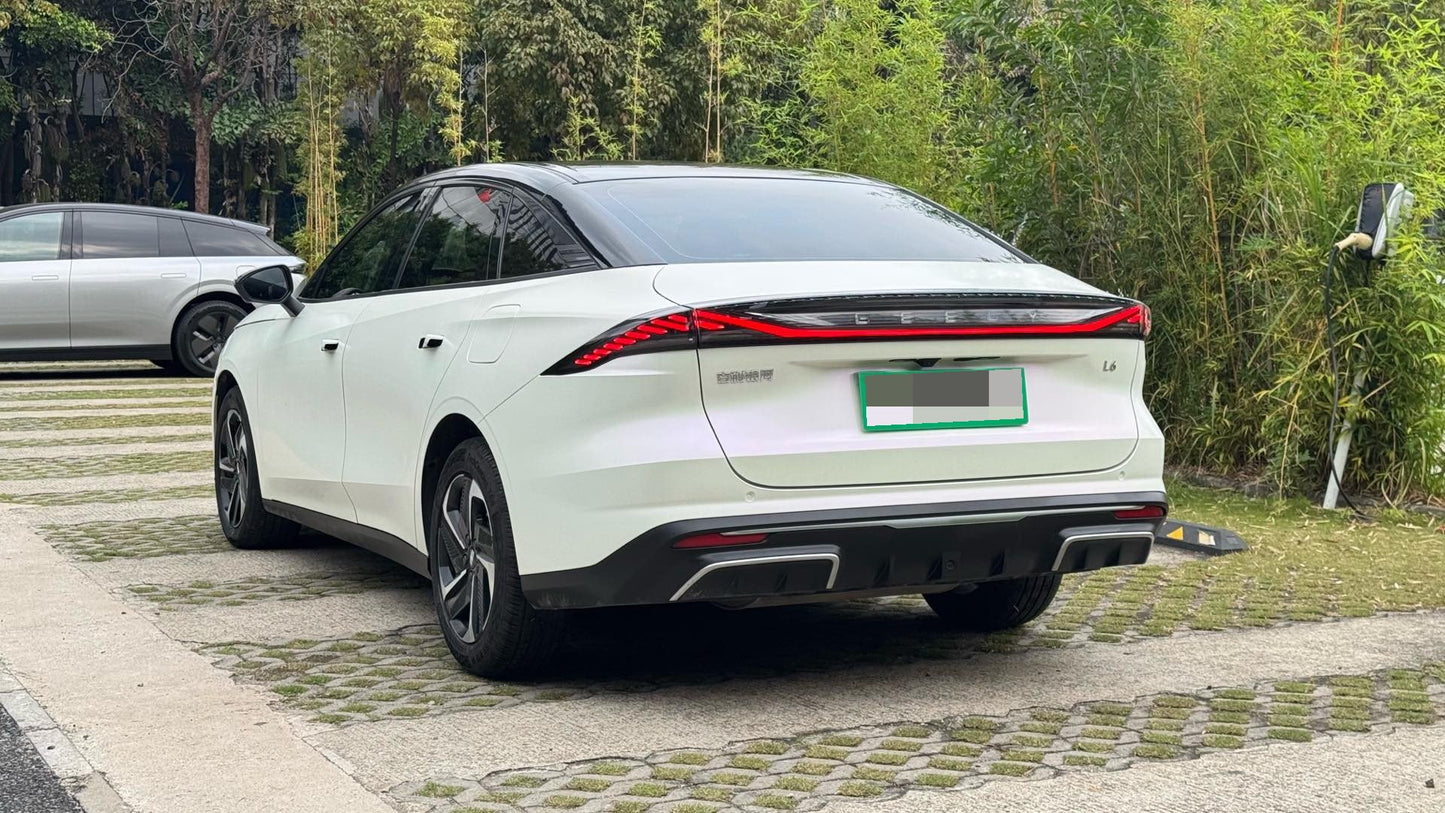 جيلي جالاكسي 2023 L6 1.5T 125 كم بلس أوتو