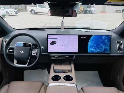 理想 2025 L6 Max 智能版 汽车
