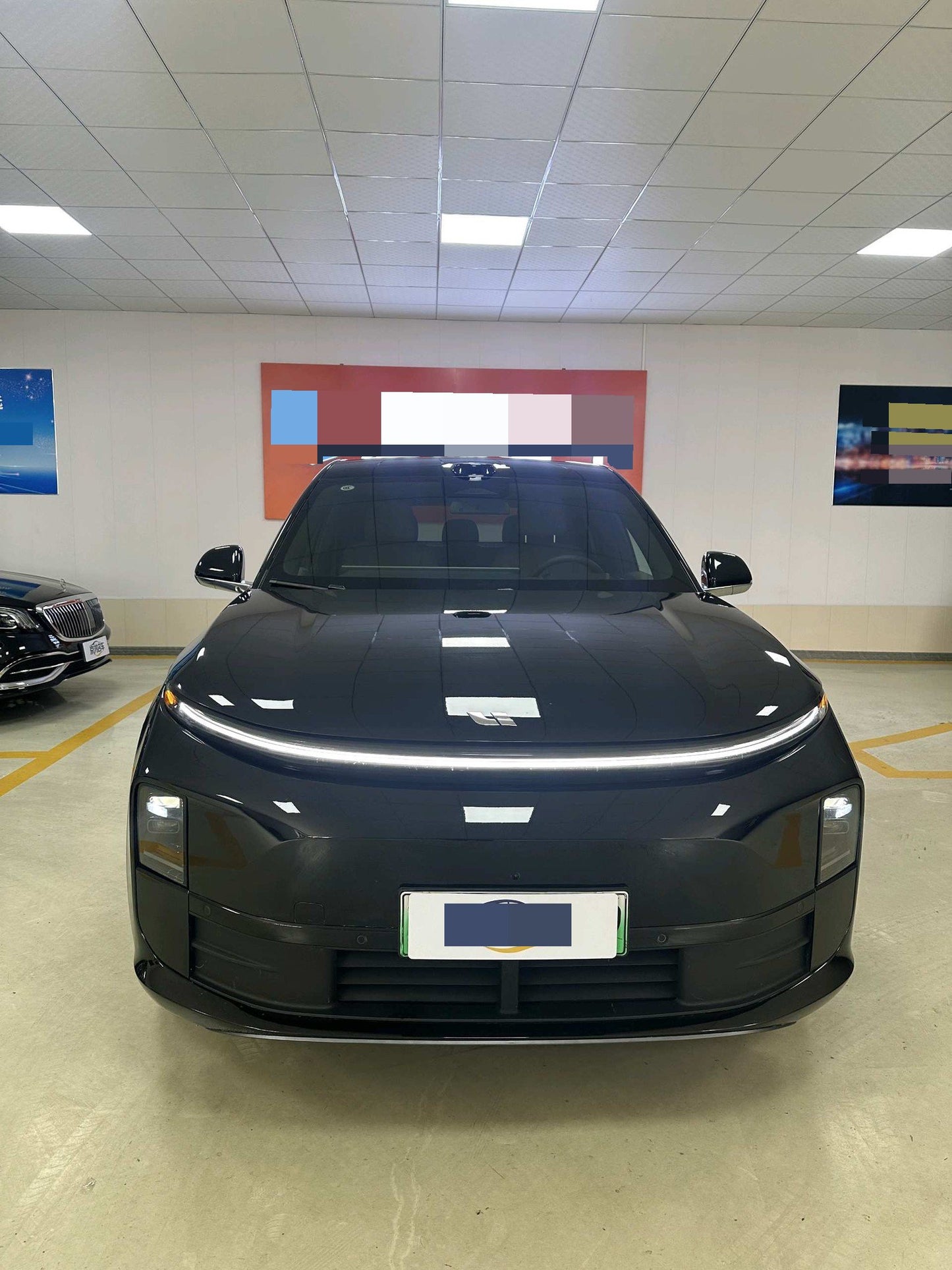 理想 2025 L6 Max 智能版 汽车