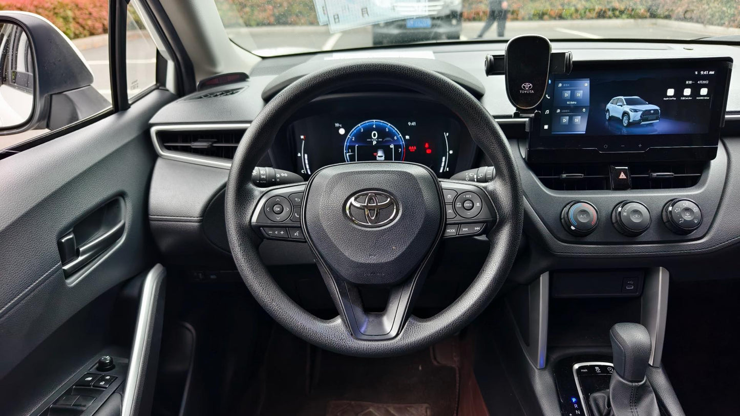 Toyota 2023 2.0 Pioneer Edition Auto