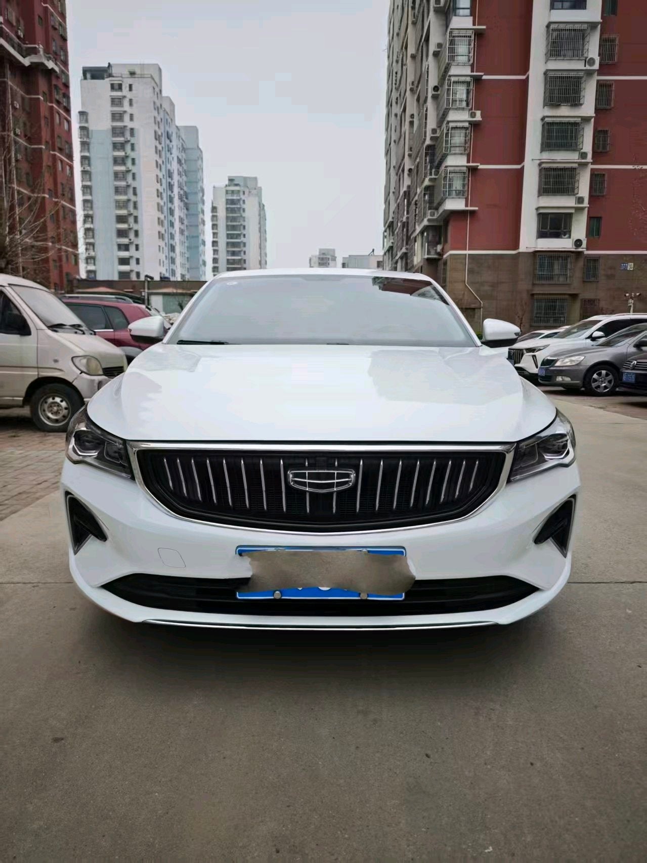 Geely 2022 Emgrand - Sedan 1.5 Type Auto