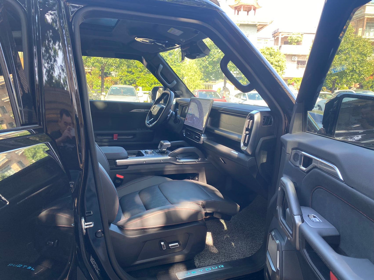 Jetour 2024 Traveler 2.0T 4WD Silver Auto