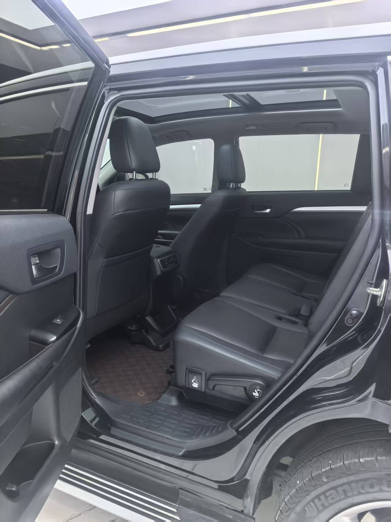 丰田 2019 汉兰达 2.0T 四驱豪华版 7座 自动挡