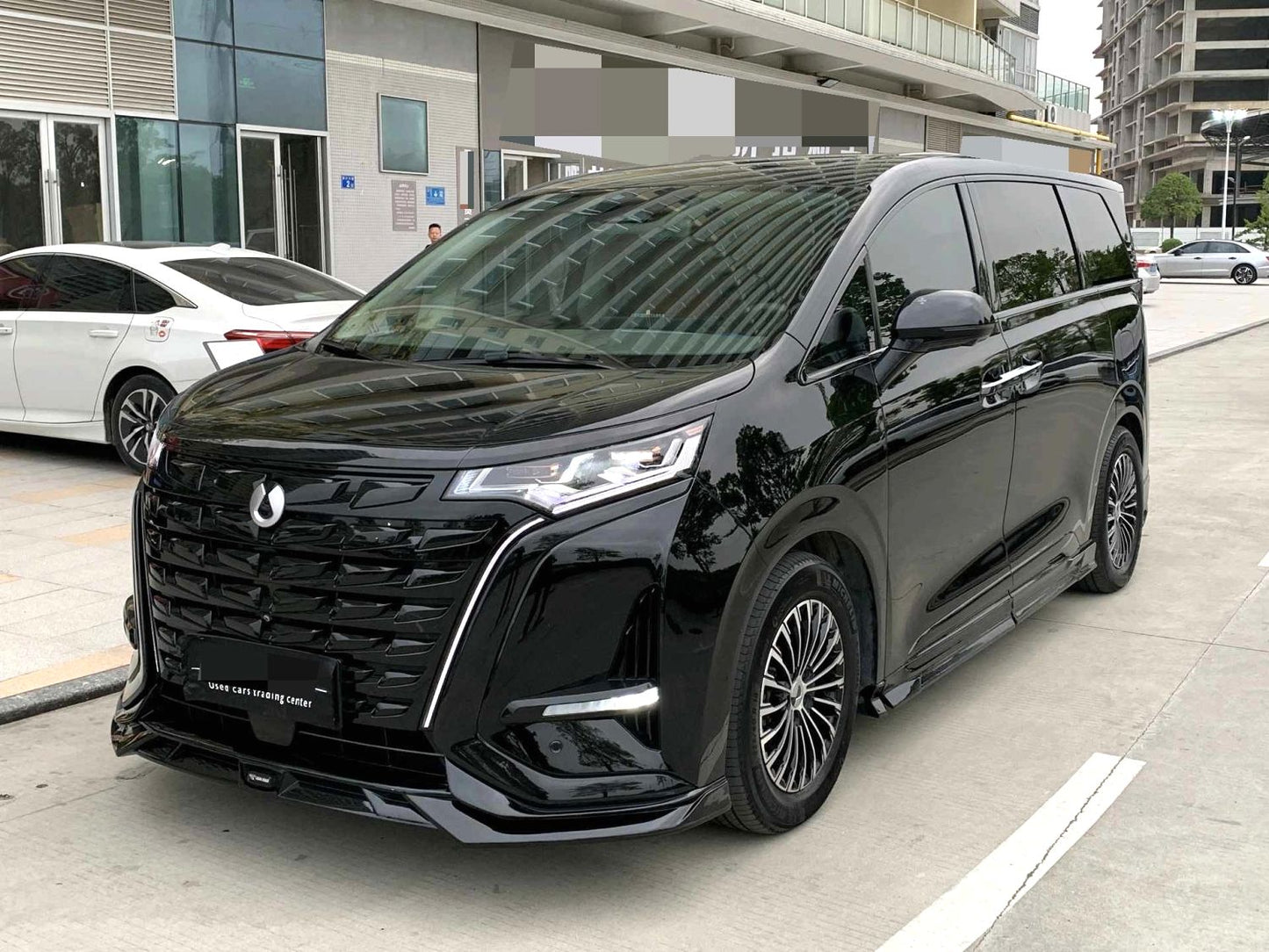 Denza 2022 Denza D9 EV 600 4WD Flagship Type Auto