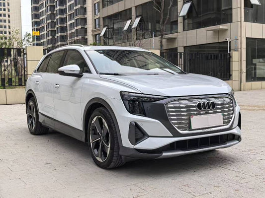 أودي 2023 Q5 e-tron 40 نوع أوتوماتيكي