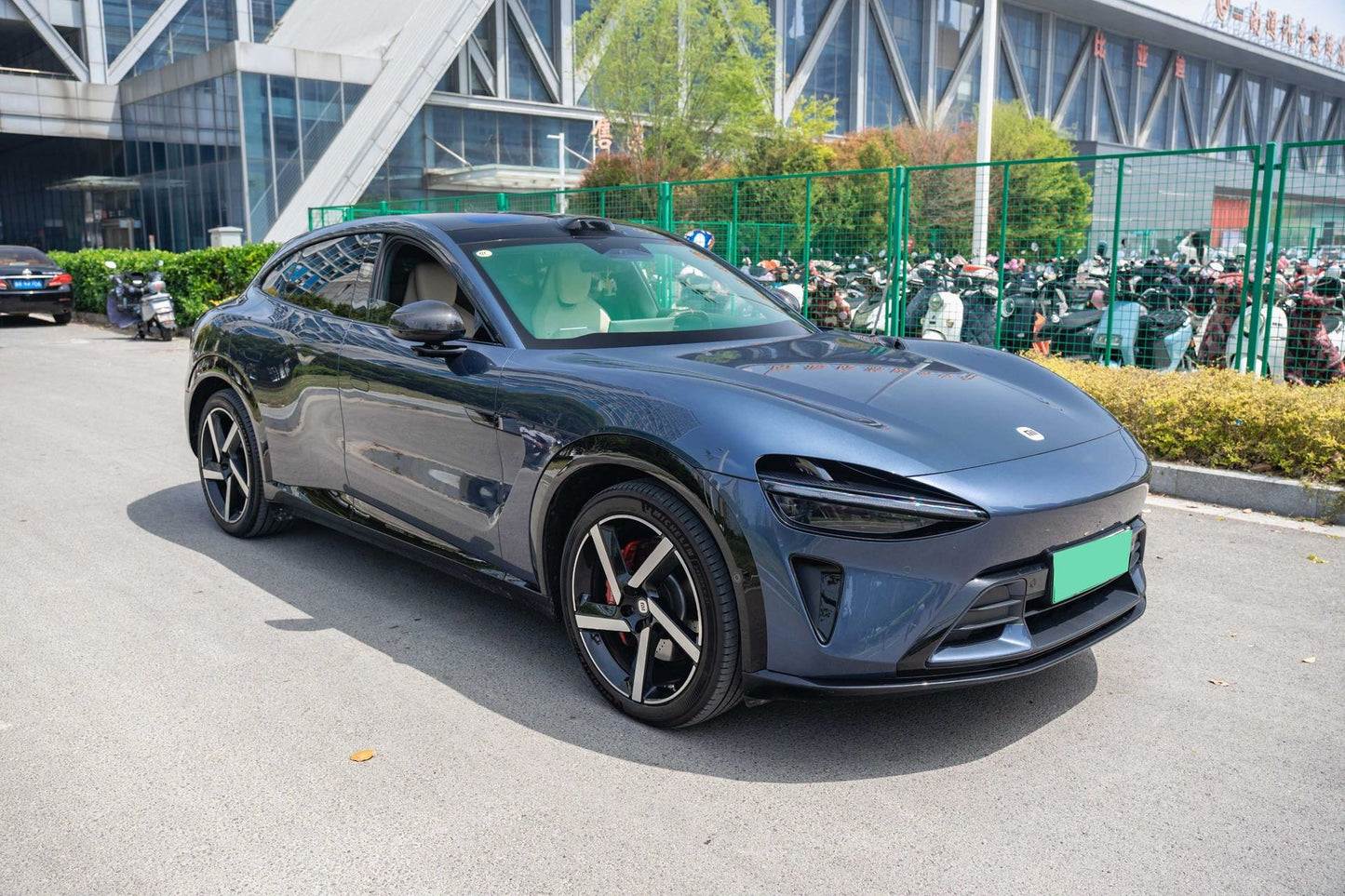 小米 2025 YU7 Ultra 长续航高性能四驱 Max 版汽车