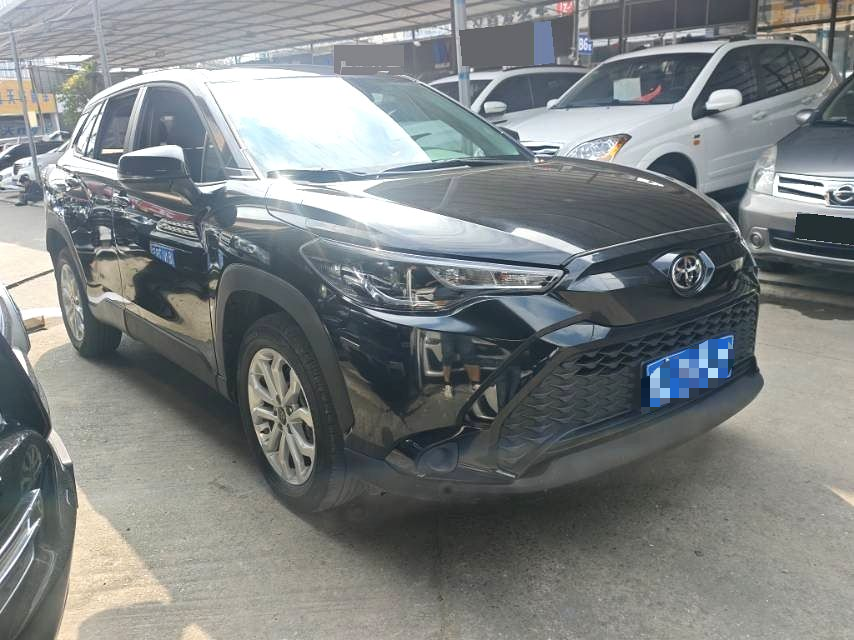 丰田 2023款 2.0L 尊贵版 自动挡 （1398）
