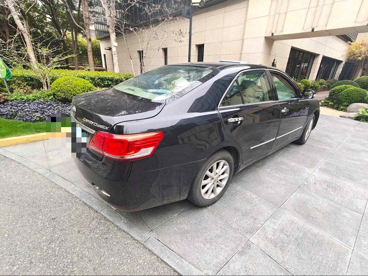 Toyota 2013 Classic 2.0 200GVP Luxury Edition Auto