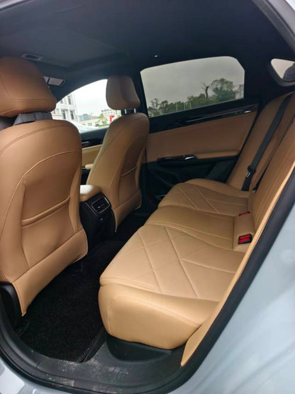 吉利银河2024款L6 1.5T 60km PLUS自动版