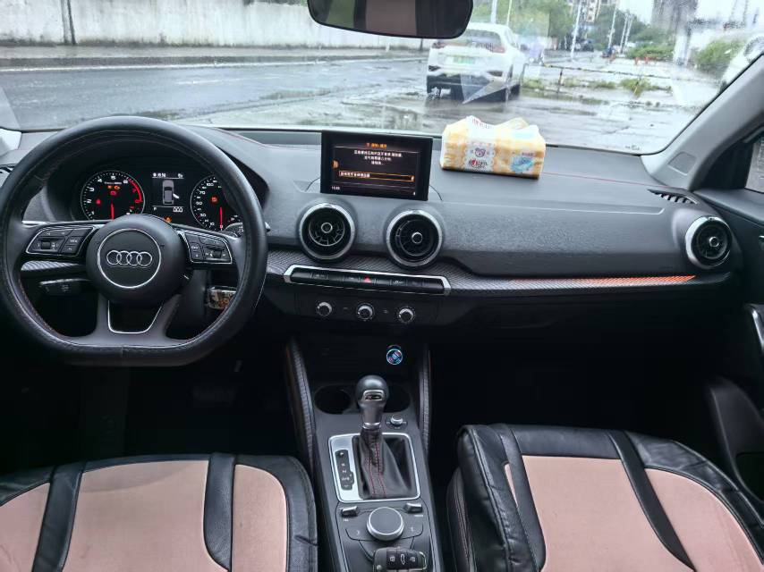 أودي 2023 Q2L 1.5TFSI 35TFSI نوع تلقائي