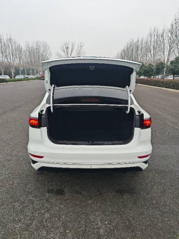 Geely 2025 Emgrand - Sedan 1.5 Edition Manual