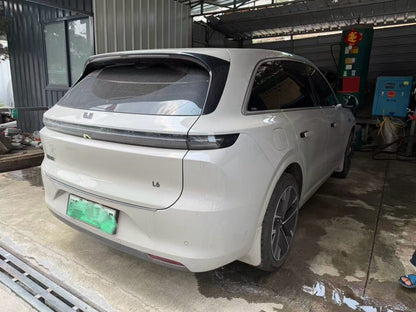 理想 2025 L6 Max 智能版 汽车