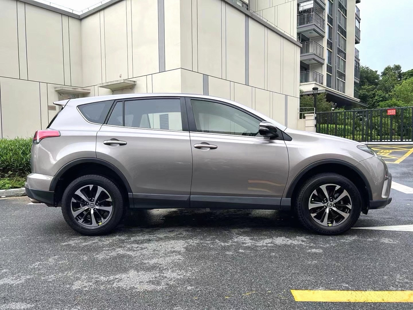 Toyota 2019 RAV4 2.0 2WD X Limited Edition Auto