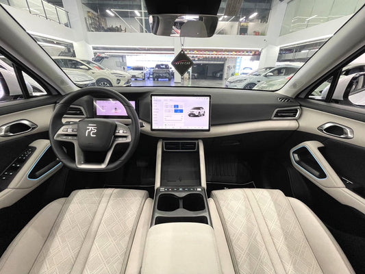 BYD 2025 Yuan UP Smart Drive Edition 401KM Type Auto （1198）