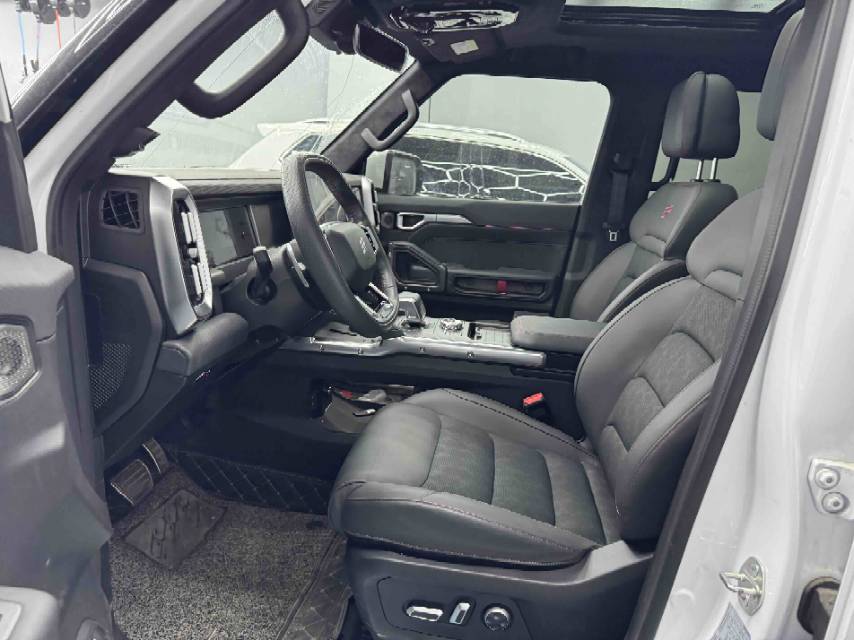 Jetour 2024 Traveler 2.0T 4WD Silver Auto