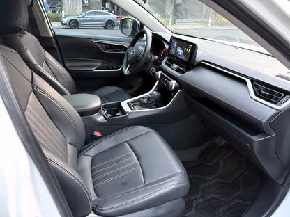 丰田 2024 款 RAV4 2.0 两驱都市版 自动挡 （1698）