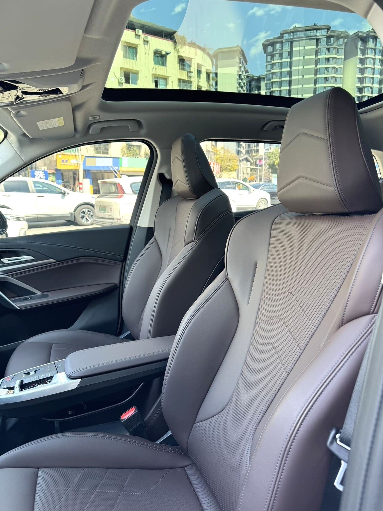 BMW X1 sDrive25Li 2.0T M Sport موديل 2024 (3169)