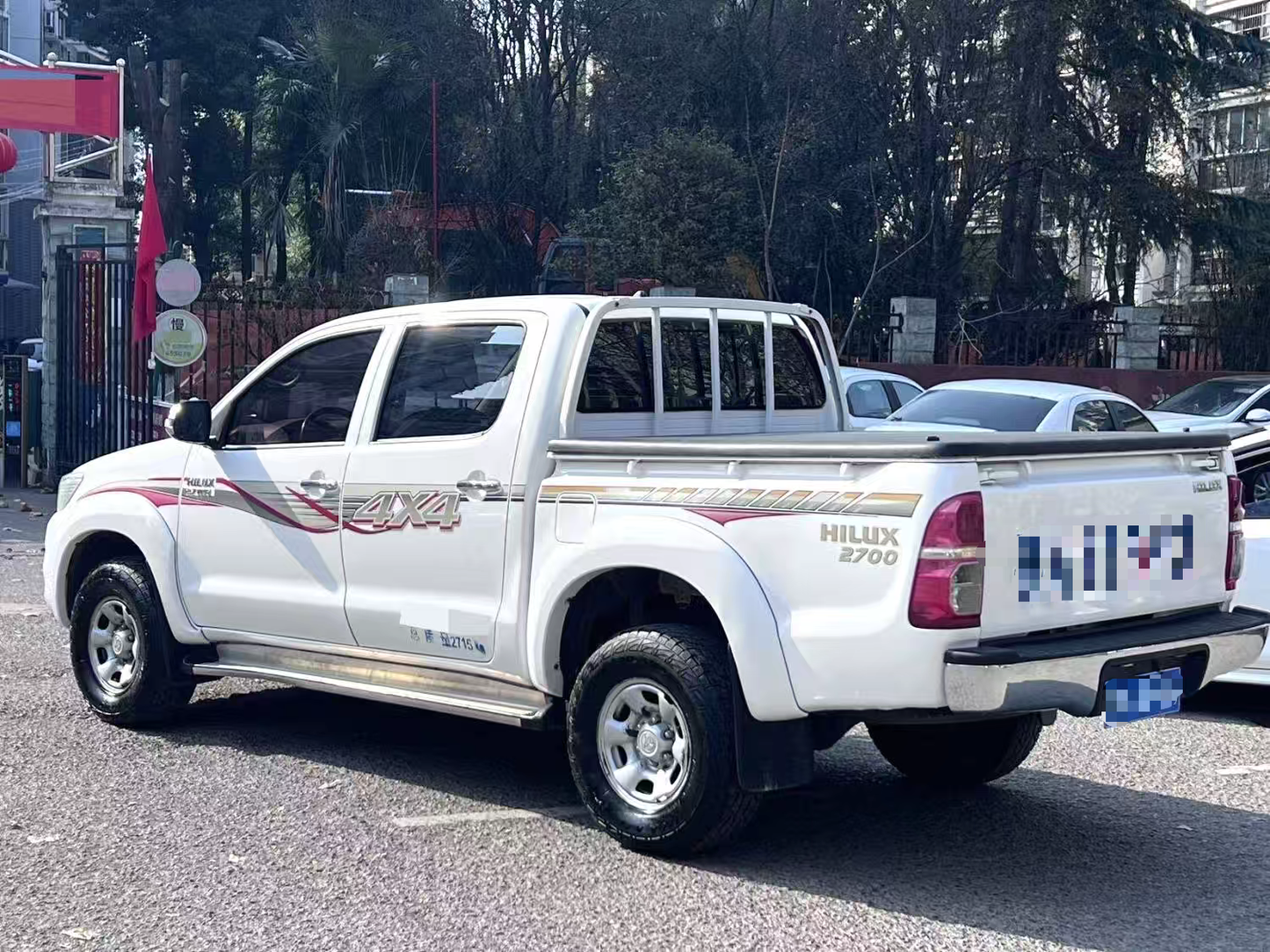 Toyota Hilux( ) 2011 Hilux 2.7 DLX Auto
