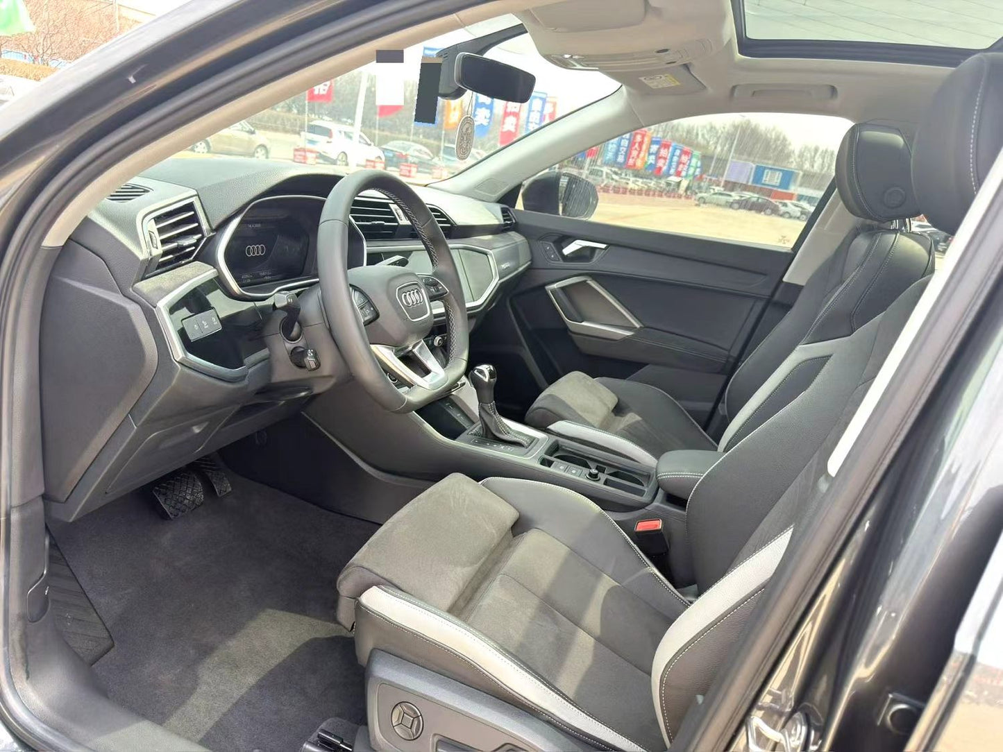 أودي 2023 Q3 1.4TFSI 35TFSI فاشن تايب أوتو (2928)