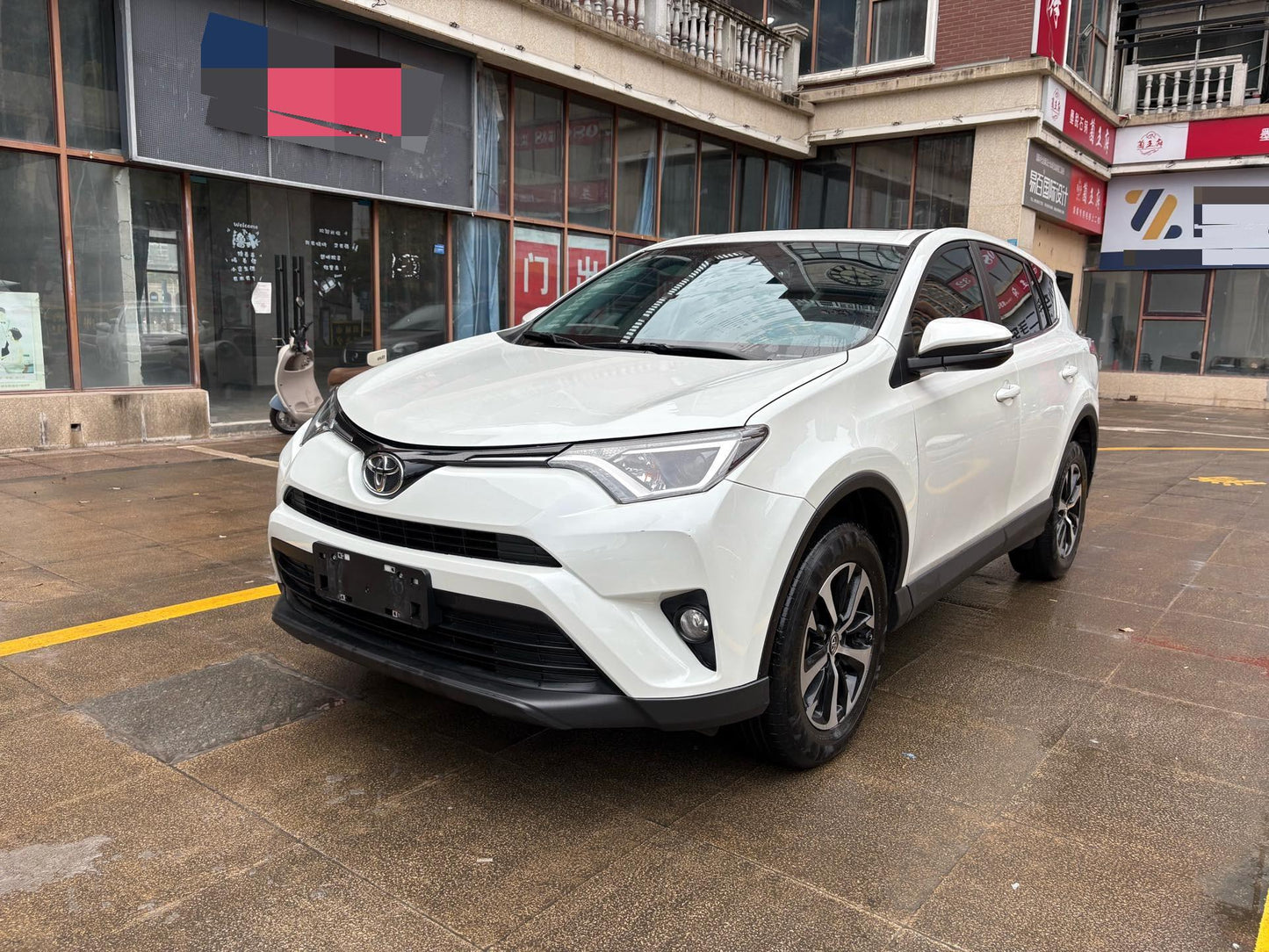 Toyota 2019 RAV4 2.0 2WD Pioneer Edition Auto