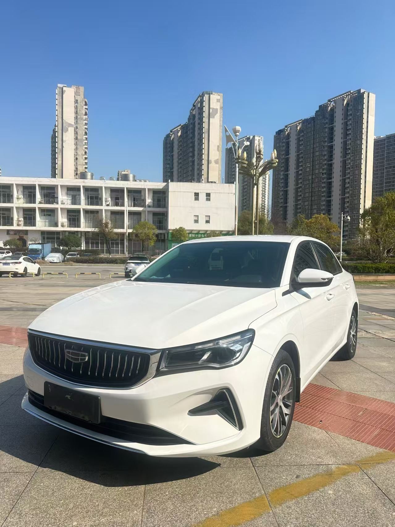 吉利2023款帝豪 - 轿车 1.5L冠军版 豪华型 自动挡