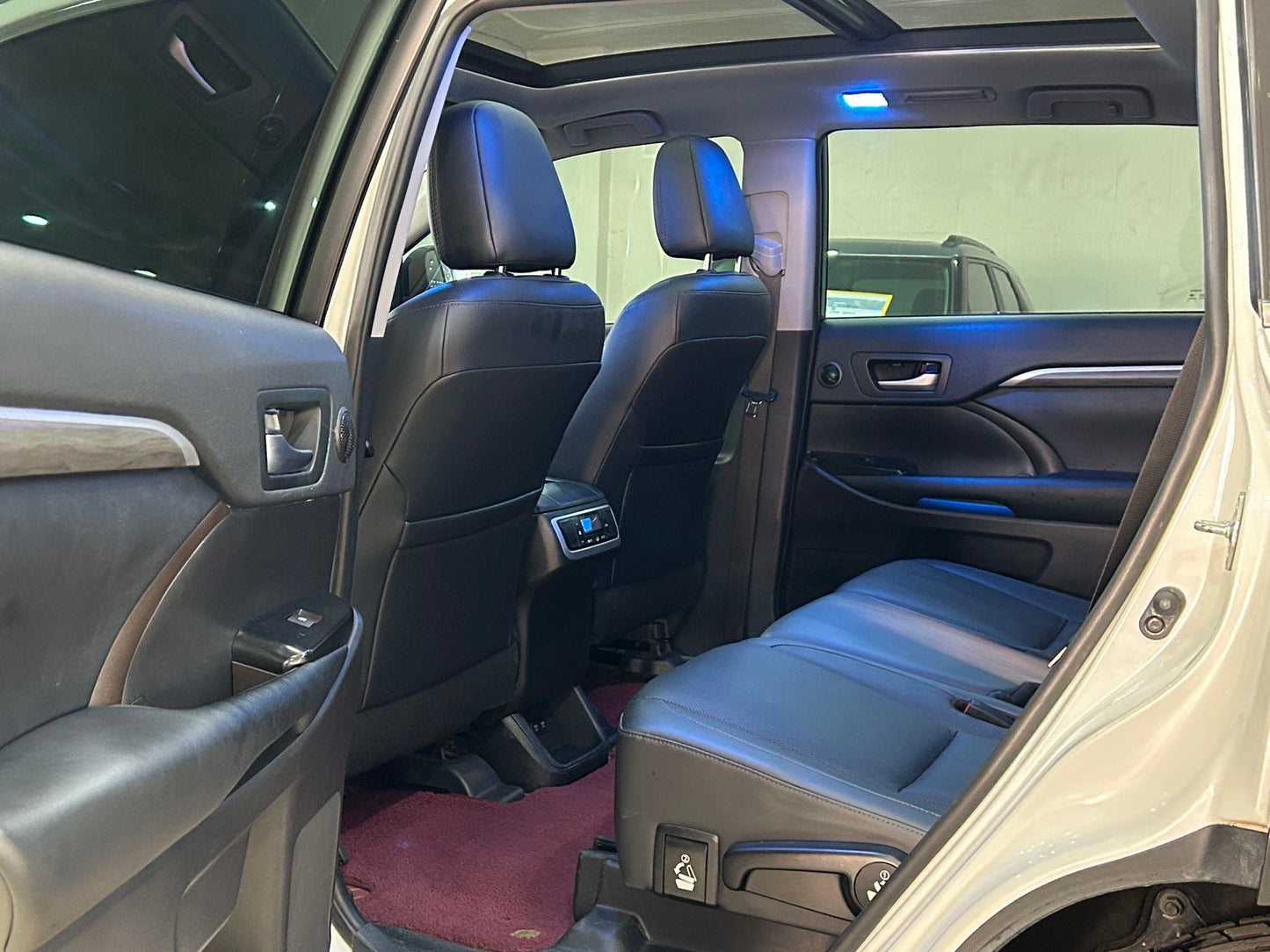 Toyota 2021 Han 2.0T 4WD Luxury Edition 7 -Seat Auto