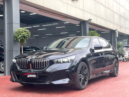BMW الفئة الخامسة 2024 530Li 48V 2.0T نوع متقدم M سبورت أوتو (4859)