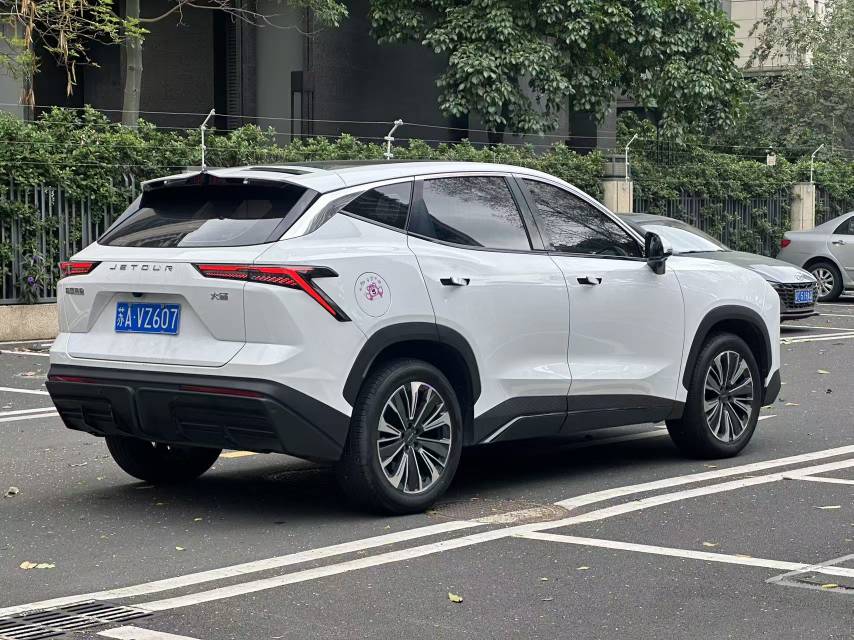大圣 Jetour 2022 1.6T PRO Auto