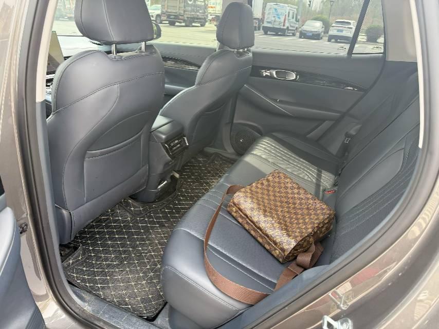 Geely银河 Geely Galaxy 2024 E5 440Km Explorer Edition Auto