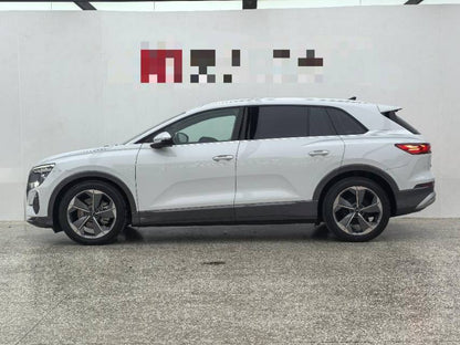 أودي 2023 Q5 e-tron 40 نوع أوتوماتيكي