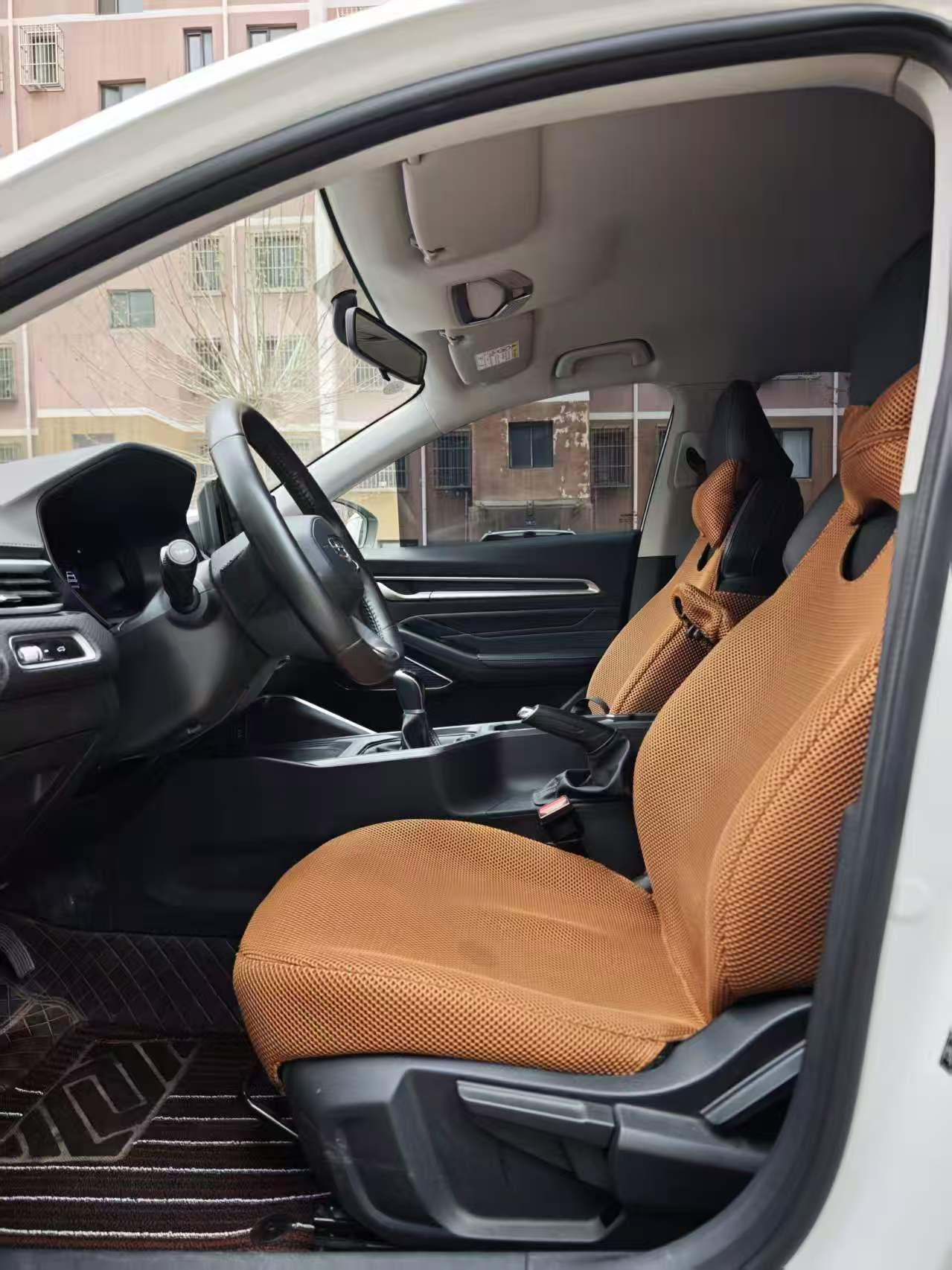 Geely 2022 Emgrand - Sedan 1.5 Type Auto