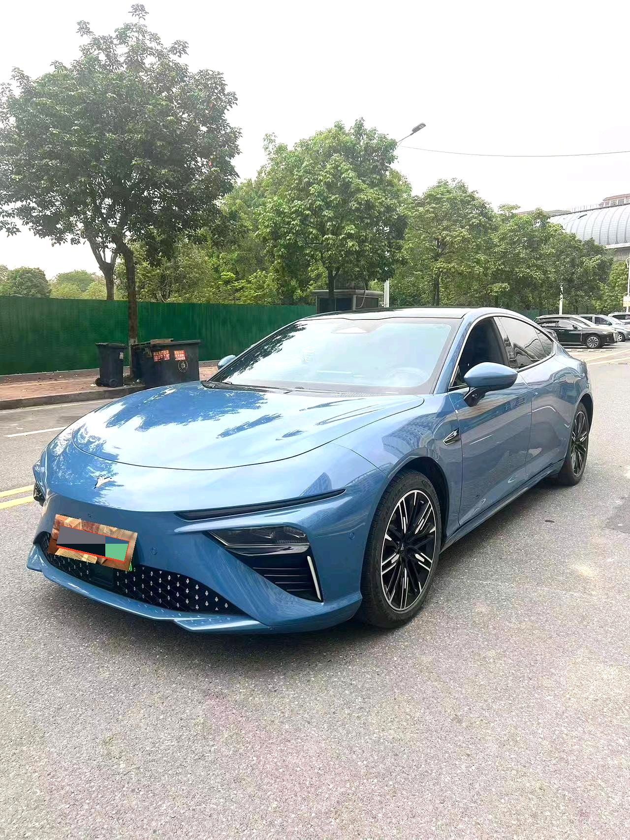 哪吒 2022款 哪吒S 1160km 后驱版 自动版