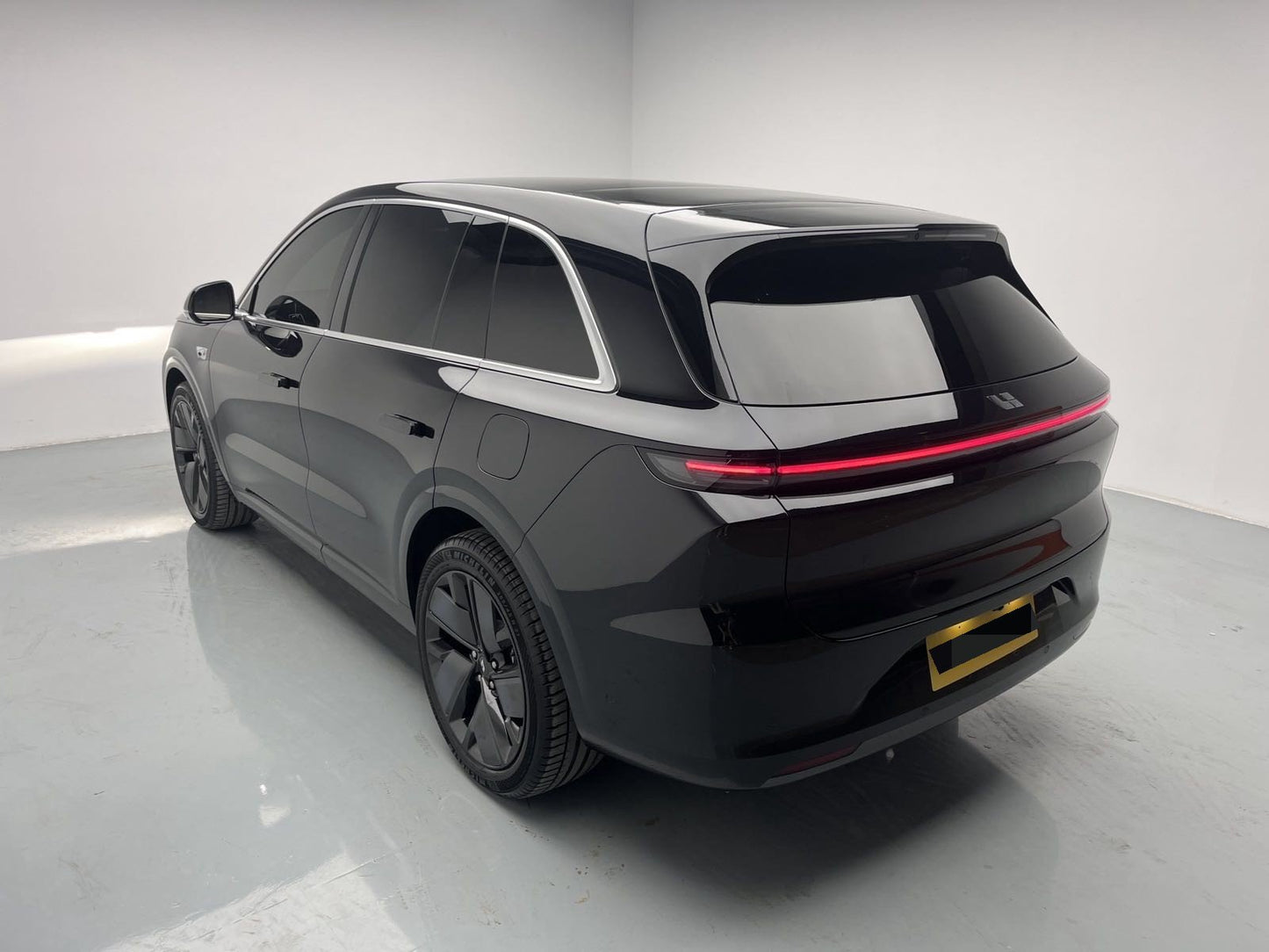 理想 2025 L6 Max 智能版 汽车
