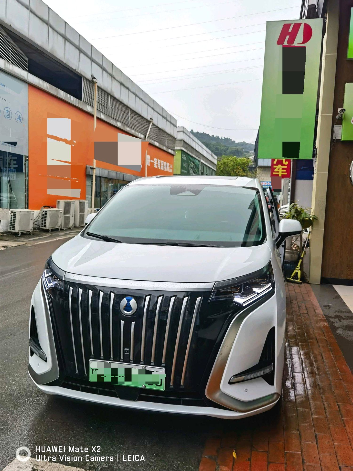 Denza 2022 Denza D9 EV 600 4WD Flagship Type Auto