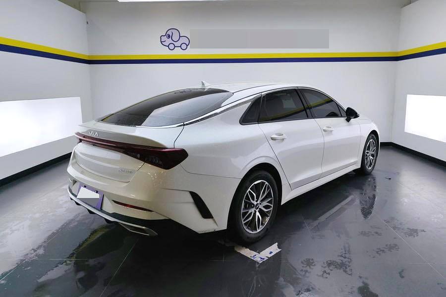 Kia 2021 K5 1.5T 270T CVVD Fashion Edition Auto （1618）