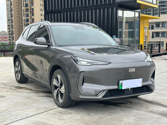 جيلي جالاكسي 2024 E5 إصدار 530 كم أوتوماتيك