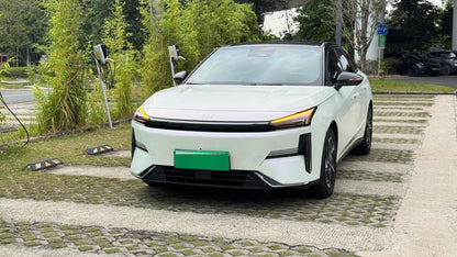 جيلي جالاكسي 2023 L6 1.5T 125 كم بلس أوتو
