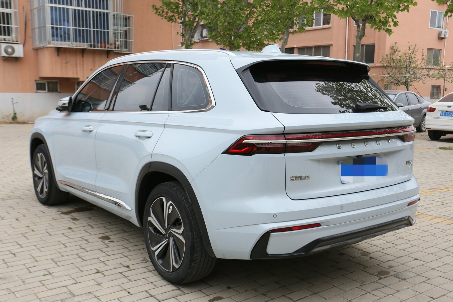 Geely 2022 Xingyue L Hi·X 1.5T Hybrid Edition Super Auto