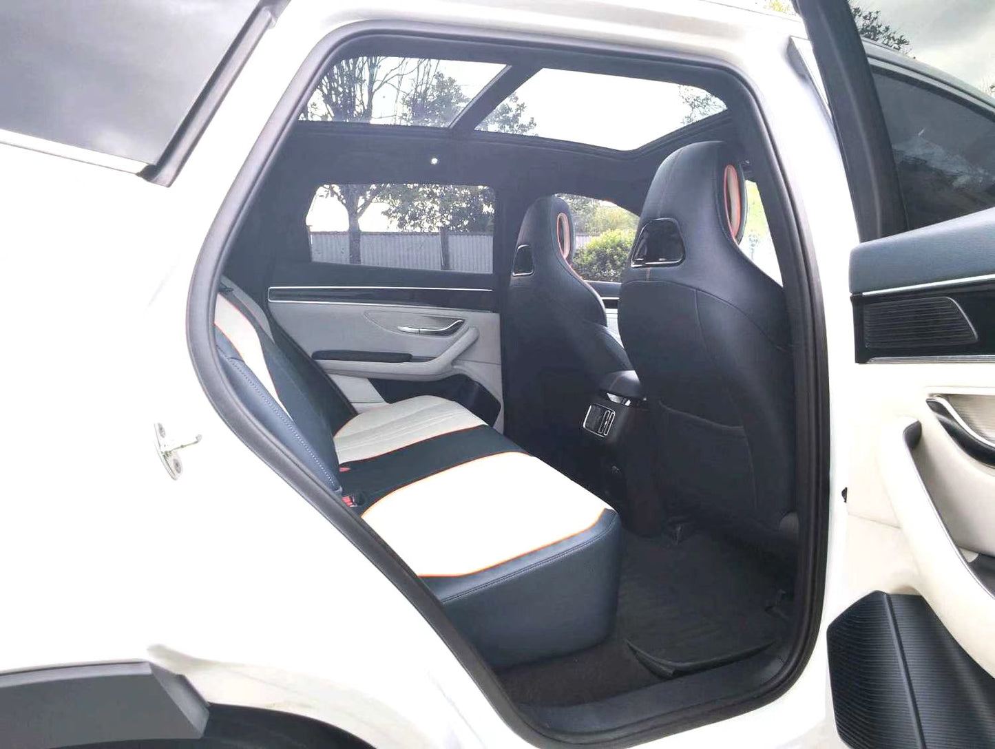 BYD Song PLUS NEV 2024 Song PLUS DM-i 1.5 Glory Edition 110km Flagship PLUS Auto （1498）