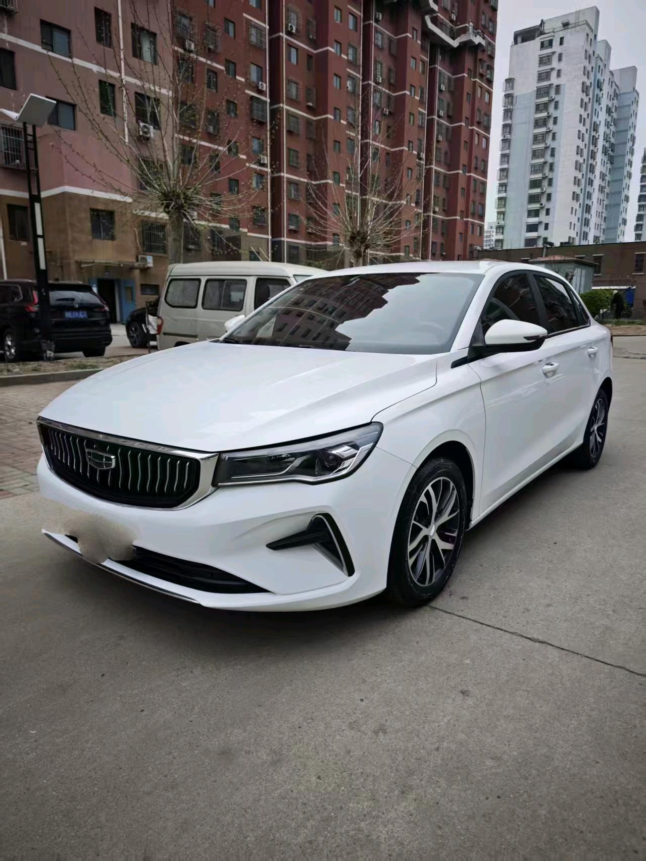 Geely 2022 Emgrand - Sedan 1.5 Type Auto